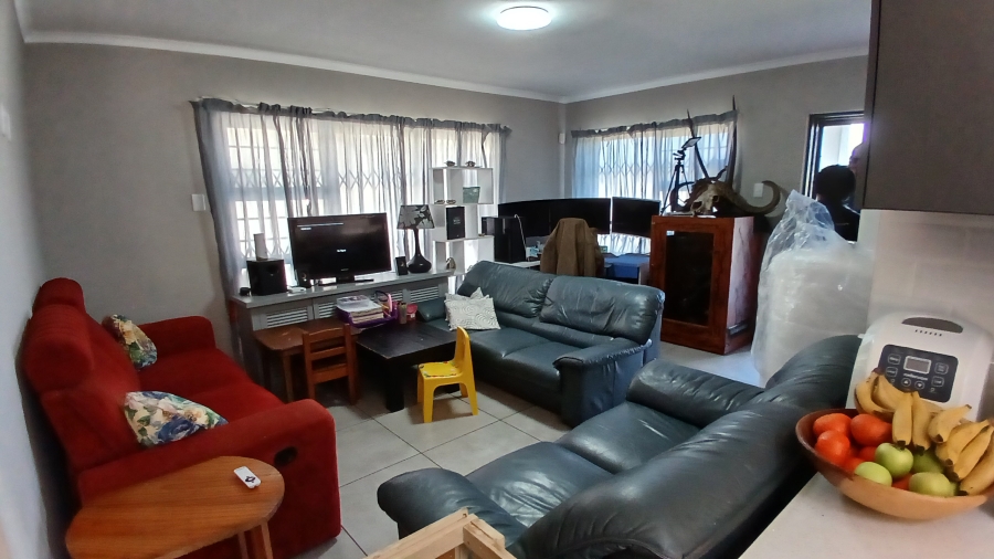 To Let 3 Bedroom Property for Rent in Fairview Eastern Cape